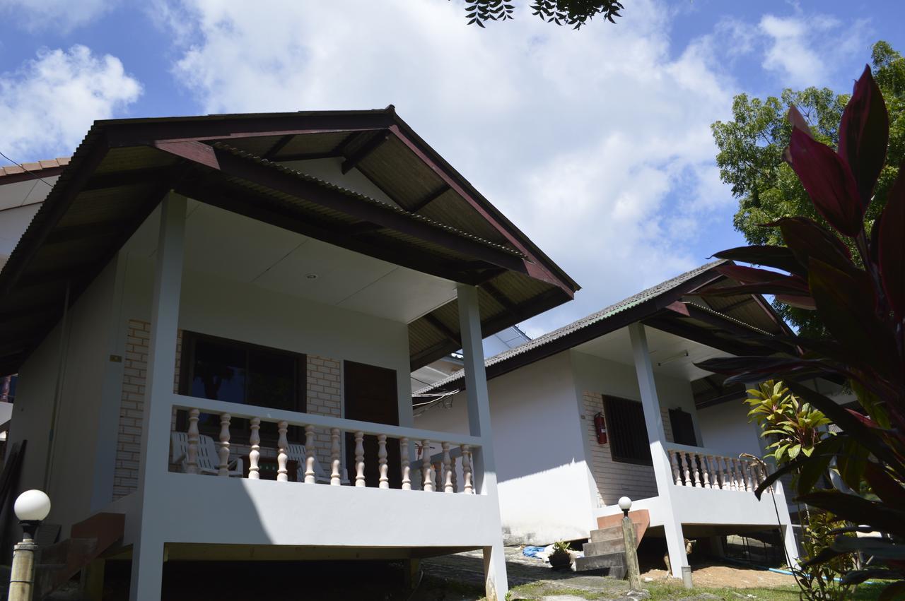 Kata On Sea By Bgb Villas Karon Exterior foto